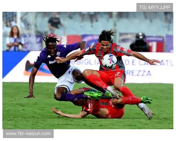 佛罗伦萨球迷组织计划静坐，抗议球队战绩